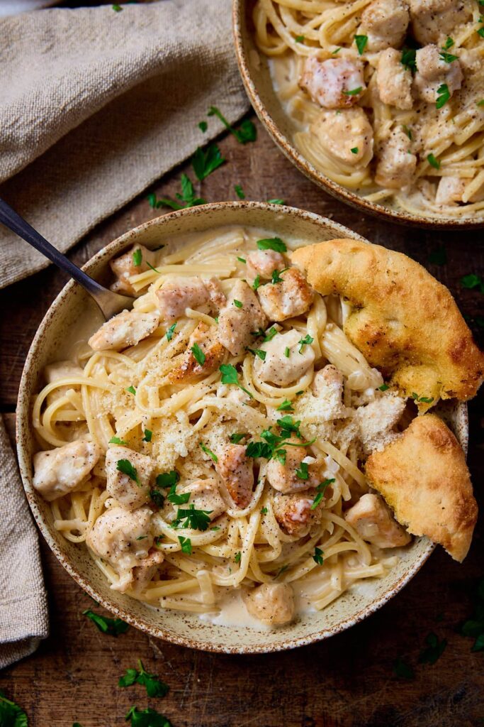 Creamy Chicken Garlic Parmesan Pasta Recipe